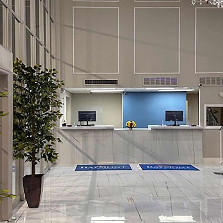 ホテル Baymont By Wyndham デミング エクステリア 写真